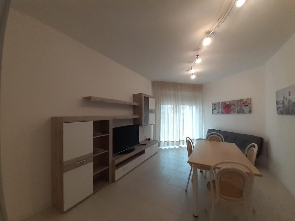 Residence Natante - Walterigato Apartments Solo Per Famiglie Лидо-ди-Езоло Экстерьер фото